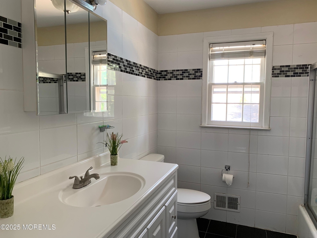 7 Elinore Avenue - Photo 4