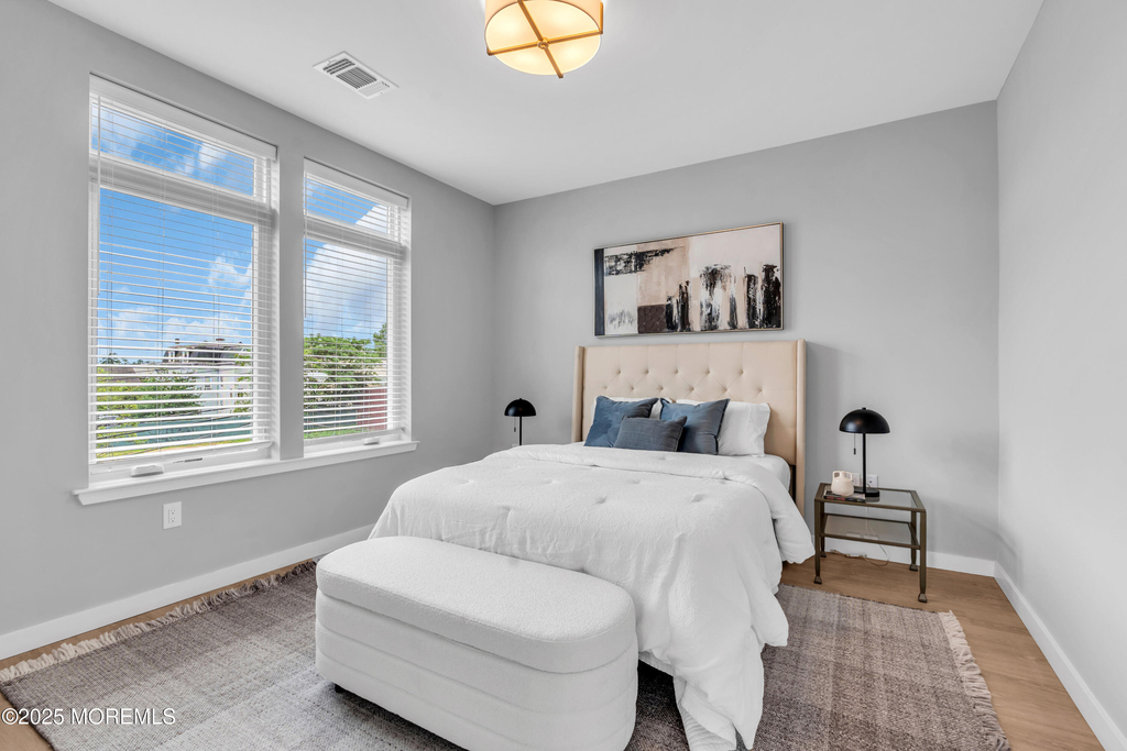 120 Monmouth Street - Photo 13
