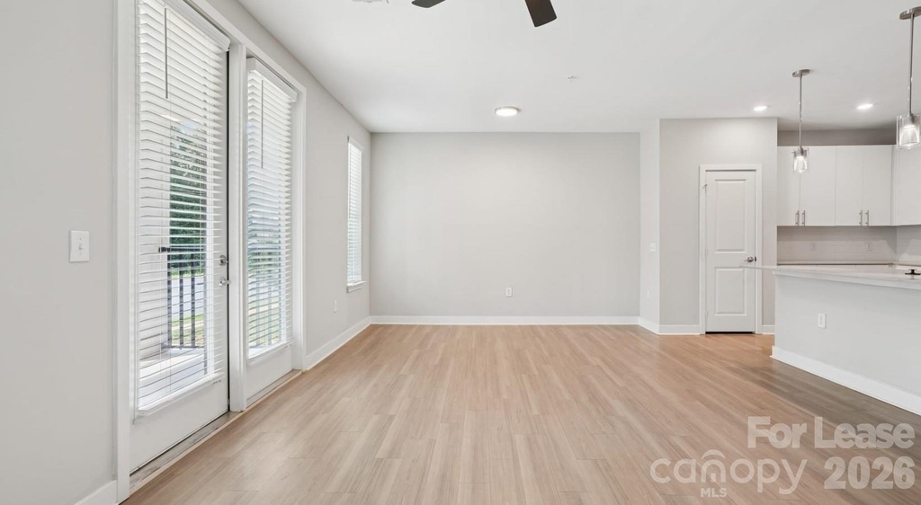 4010 Waiting Street - Photo 7