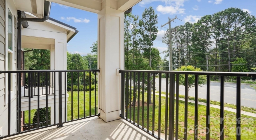 4010 Waiting Street - Photo 14