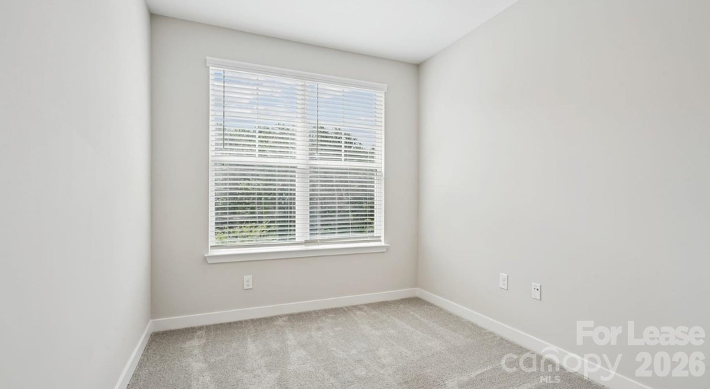 4010 Waiting Street - Photo 10