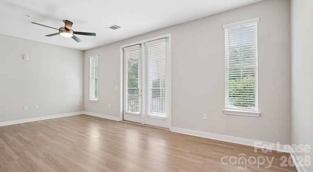 4010 Waiting Street - Photo 3