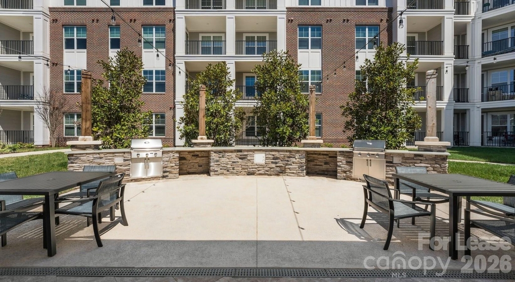 4010 Waiting Street - Photo 18