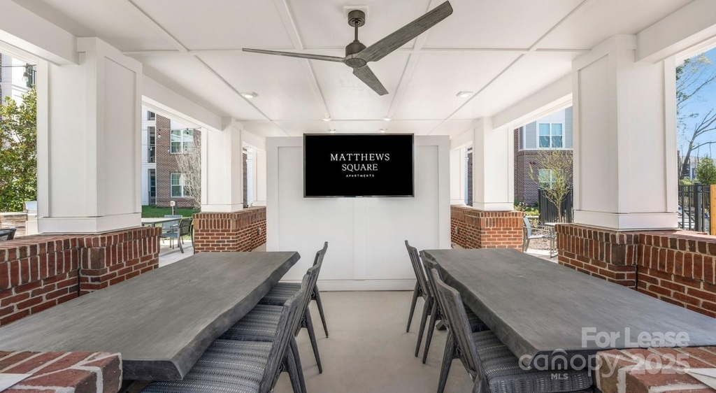 4010 Waiting Street - Photo 6