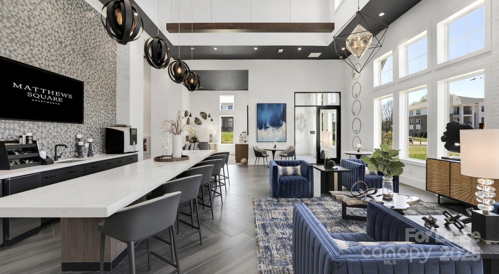 4010 Waiting Street - Photo 14