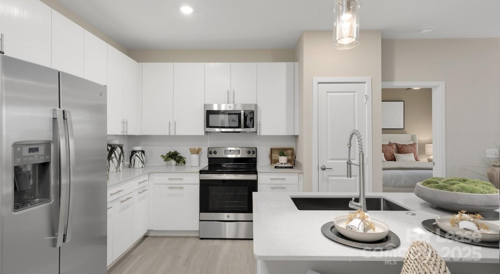 4010 Waiting Street - Photo 36
