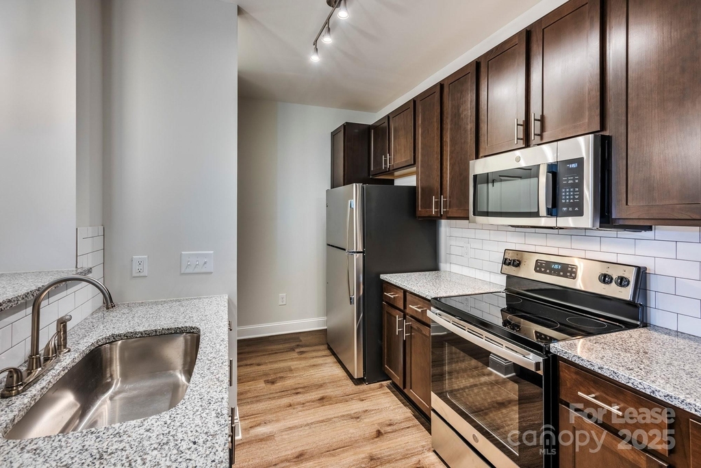 12509 Crown Park Court - Photo 5