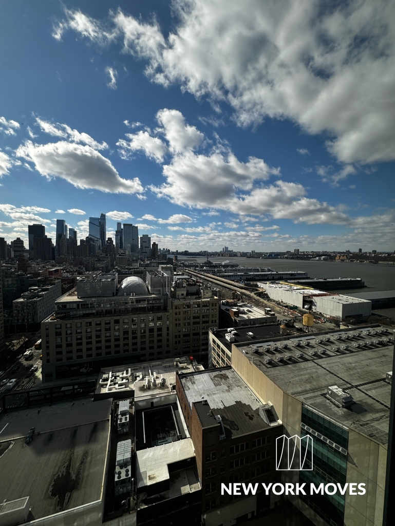  11th Ave & West 57th St - Photo 12