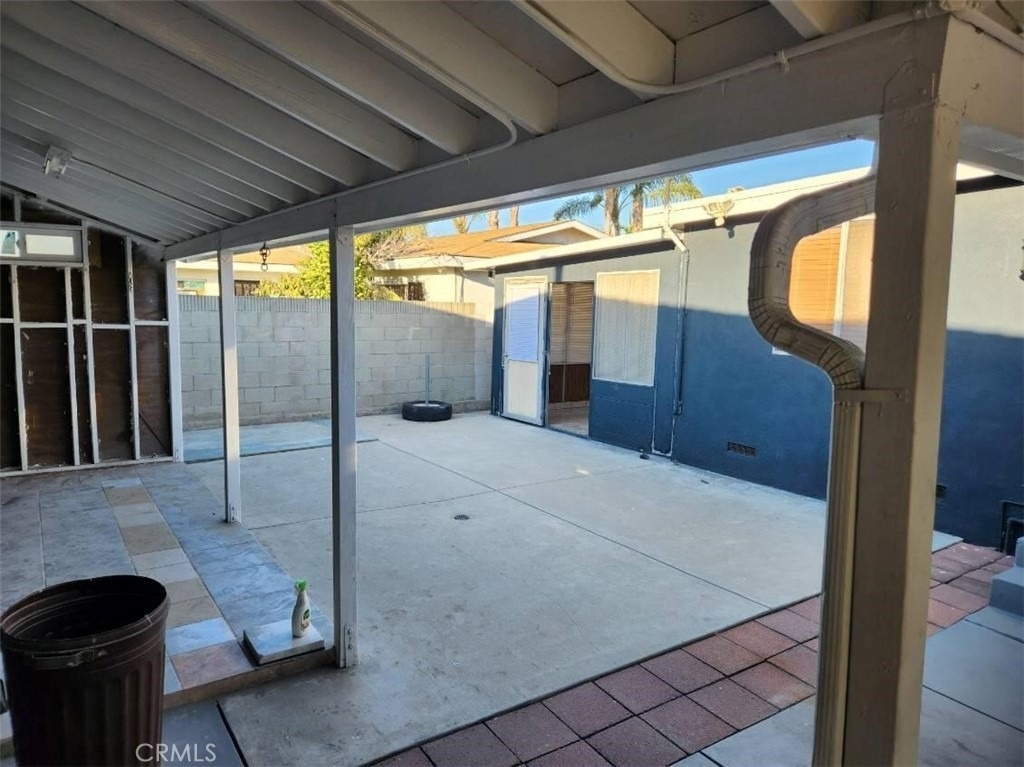 15718 1/2 Larch Avenue - Photo 11