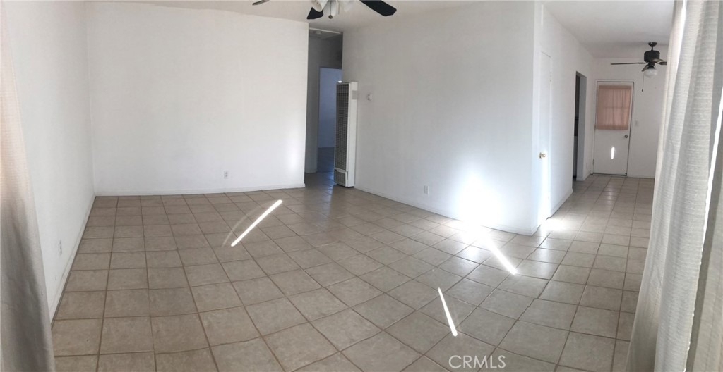 15718 1/2 Larch Avenue - Photo 3