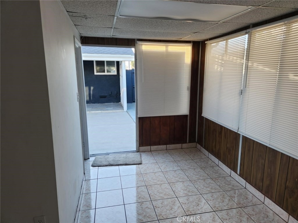 15718 1/2 Larch Avenue - Photo 14