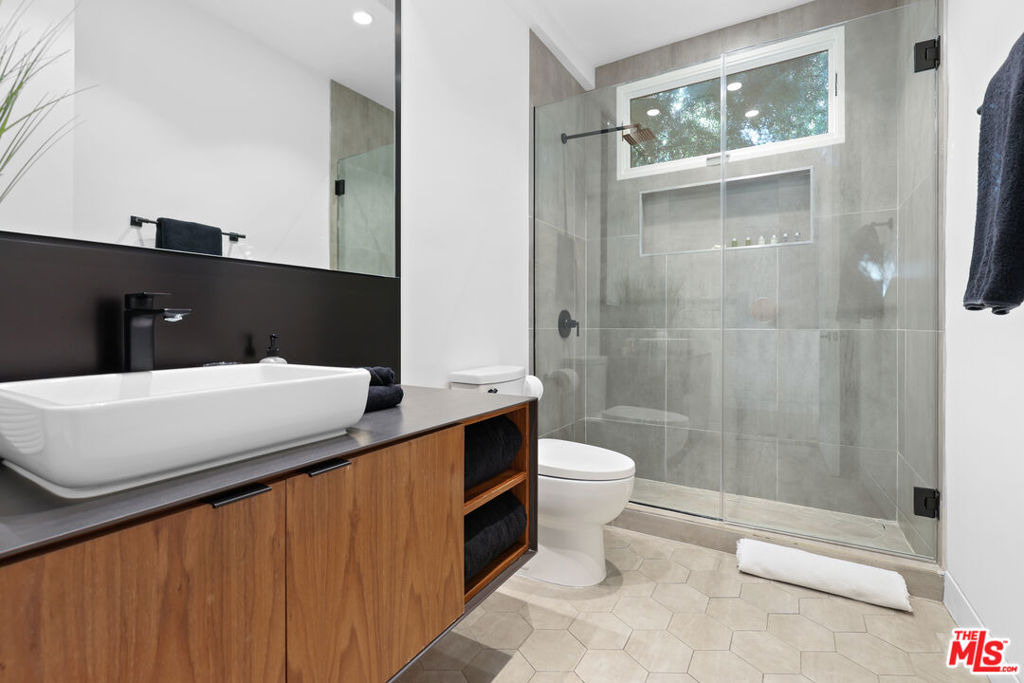 8514 Franklin Avenue - Photo 32