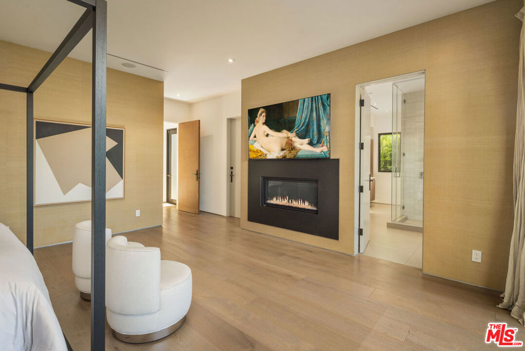 333 N Croft Avenue - Photo 7