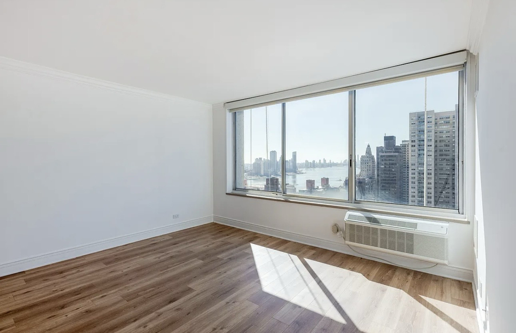 417 East 57th Street, Unit 4a - Photo 0