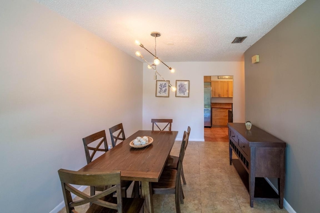 187 Auburn Drive - Photo 6