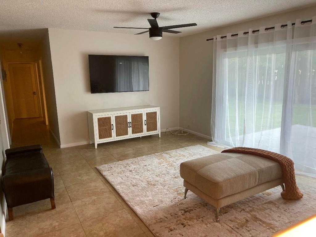 187 Auburn Drive - Photo 2