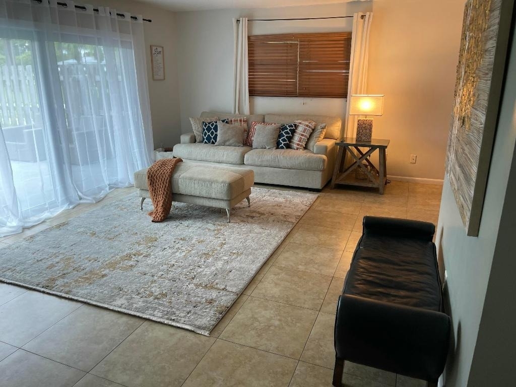 187 Auburn Drive - Photo 1