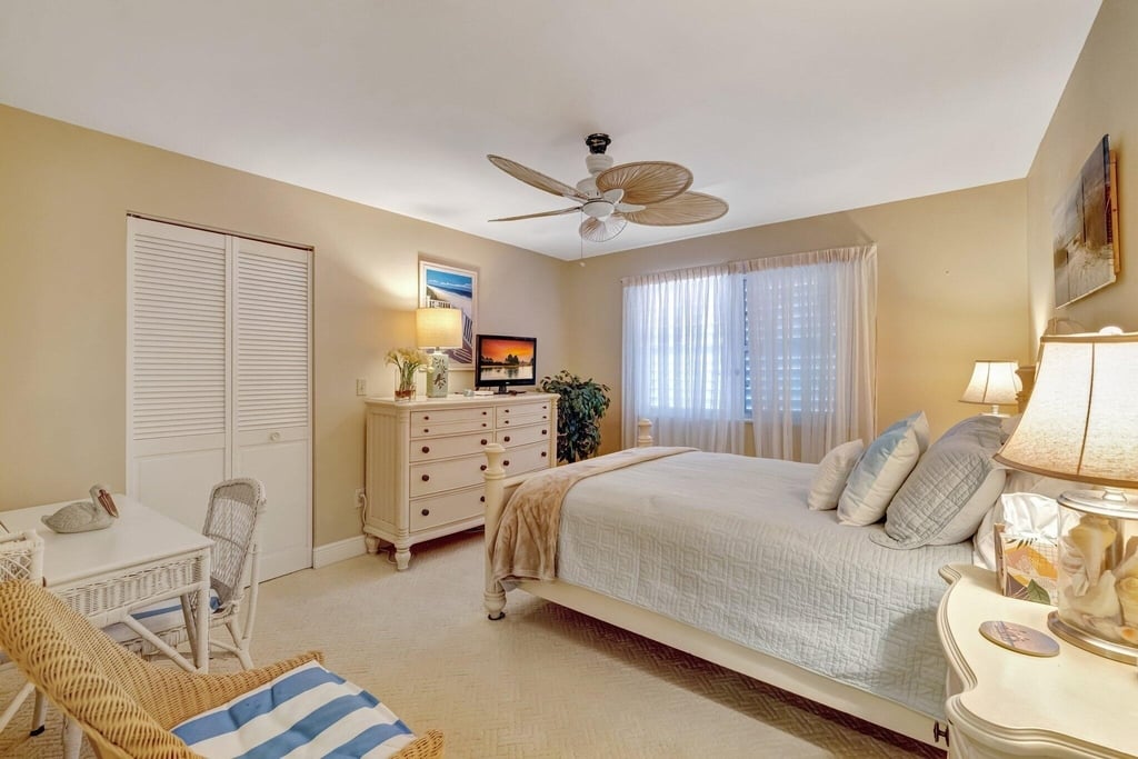 1555 Ne Ocean Boulevard - Photo 13