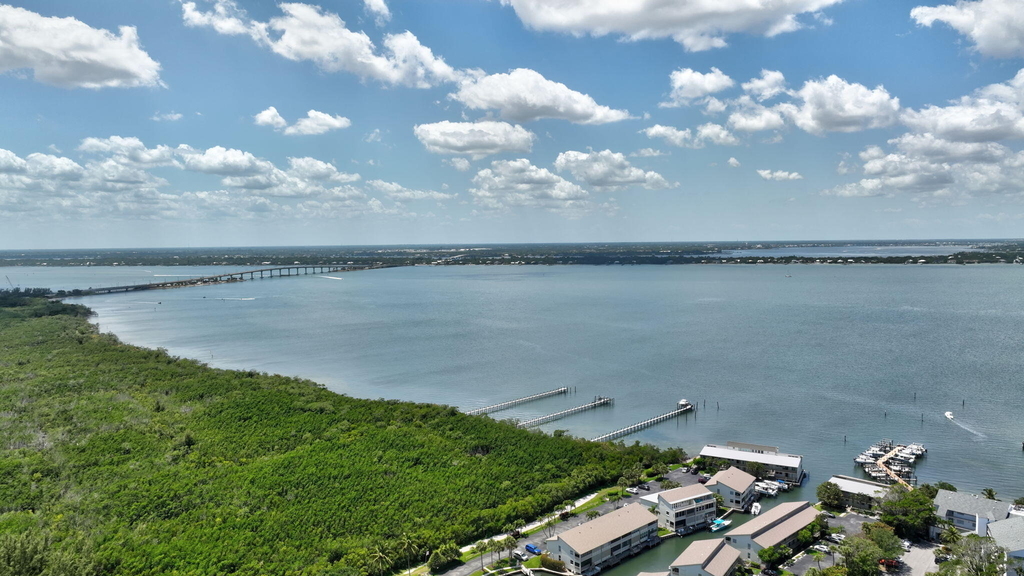 1555 Ne Ocean Boulevard - Photo 32