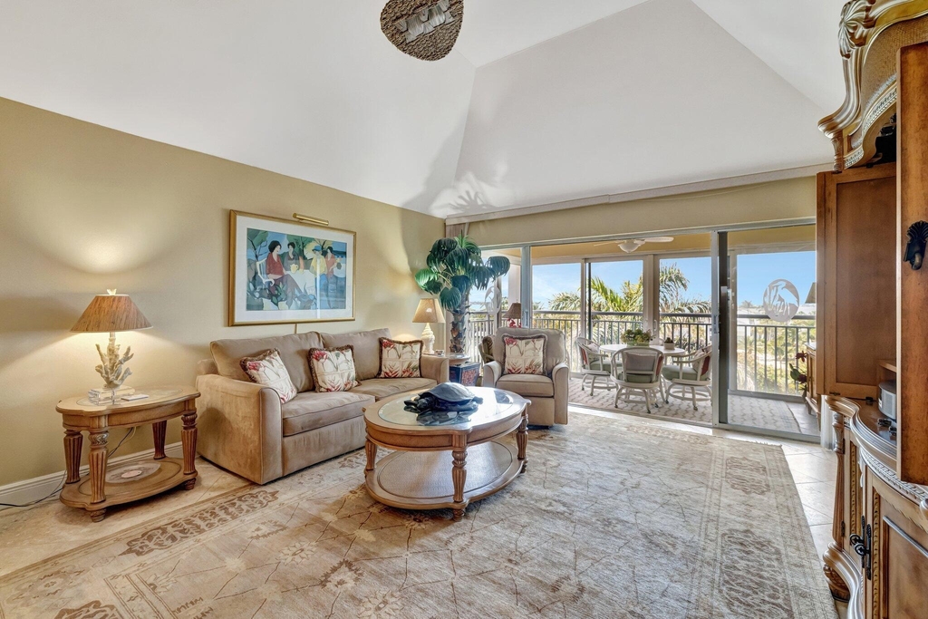 1555 Ne Ocean Boulevard - Photo 5