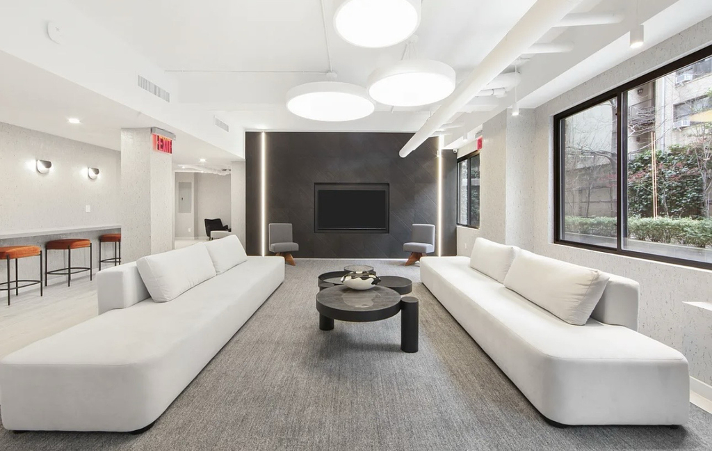 340 East 51st Street, Unit 005f - Photo 2