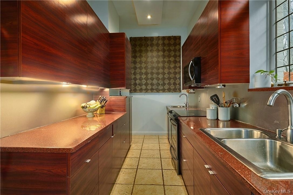 8 Old Park Road - Photo 12