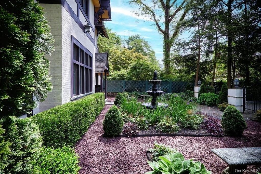 8 Old Park Road - Photo 2
