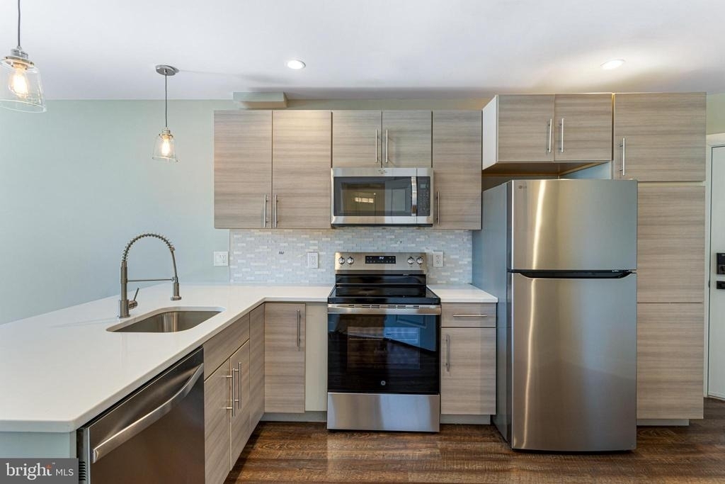 1219 K Street Ne - Photo 0