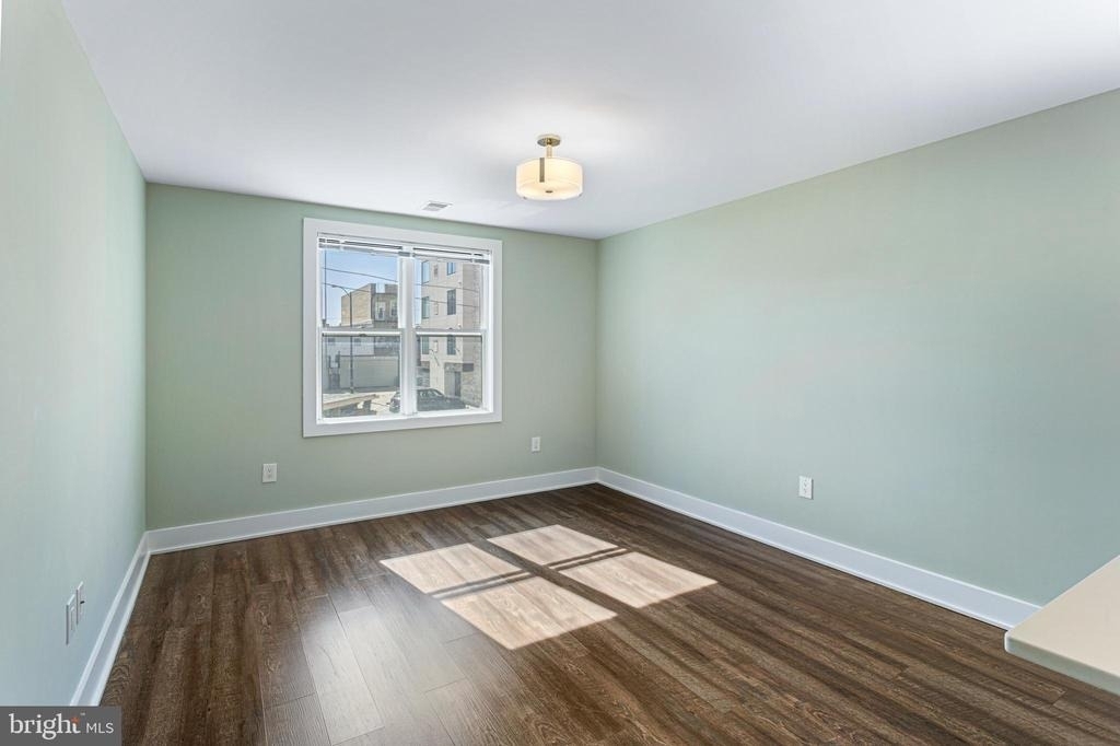 1219 K Street Ne - Photo 4