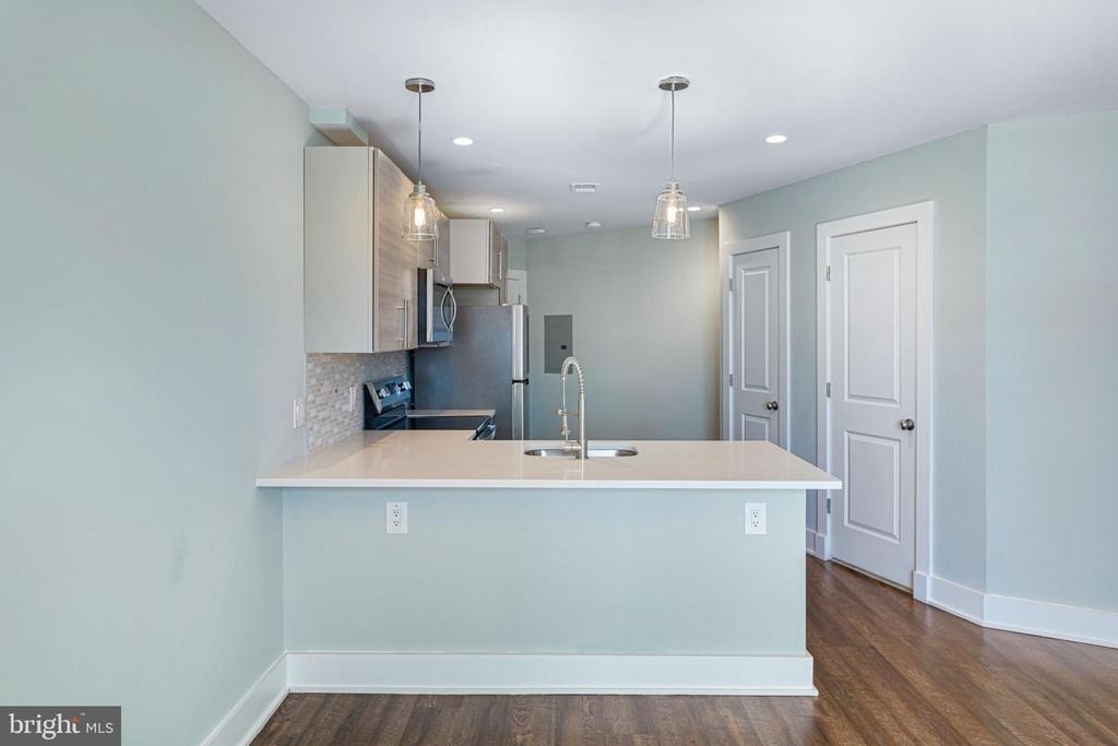 1219 K Street Ne - Photo 1