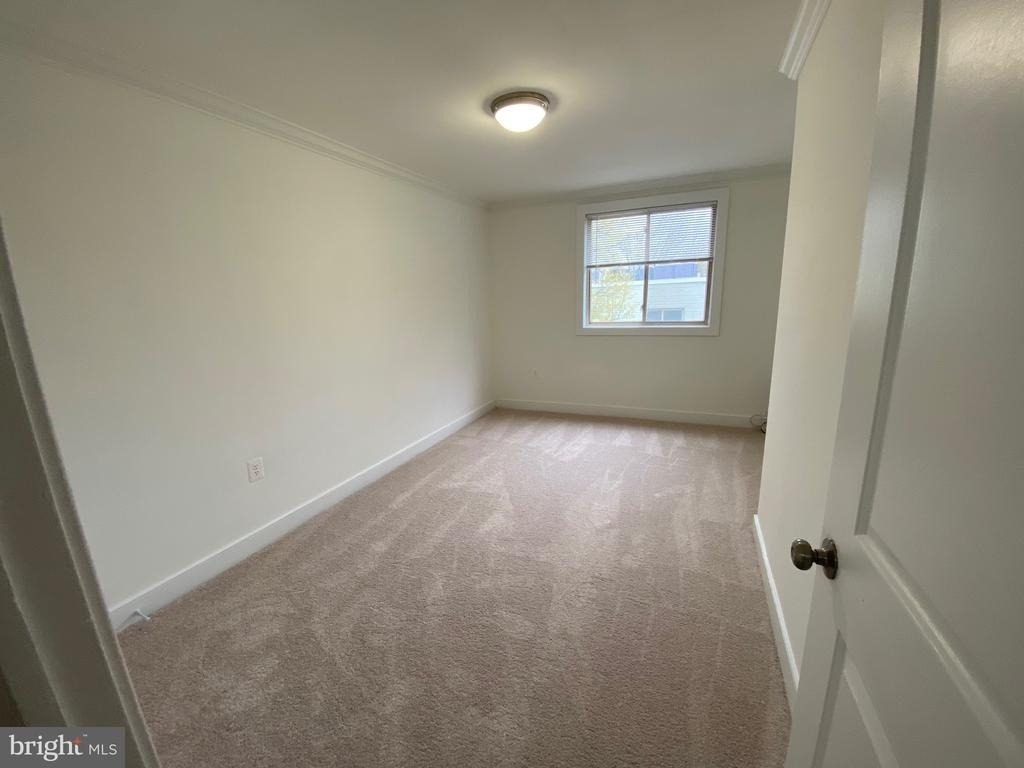 2838 Hartford Street Se - Photo 8