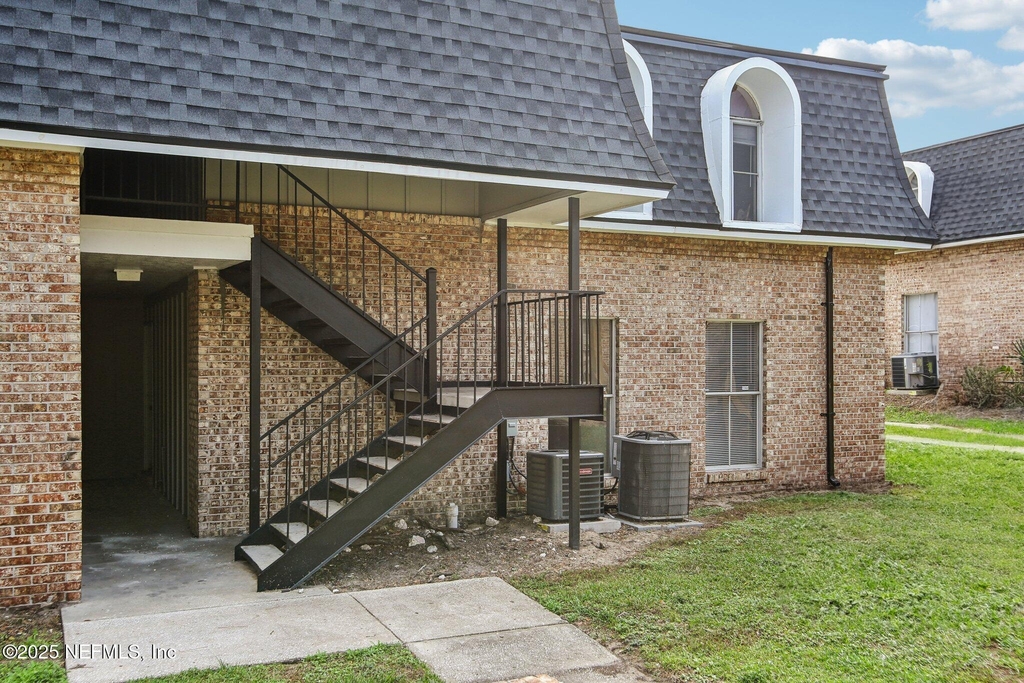 851 Bert Road - Photo 20
