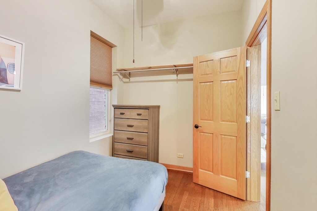 2720 W Polk Street - Photo 10
