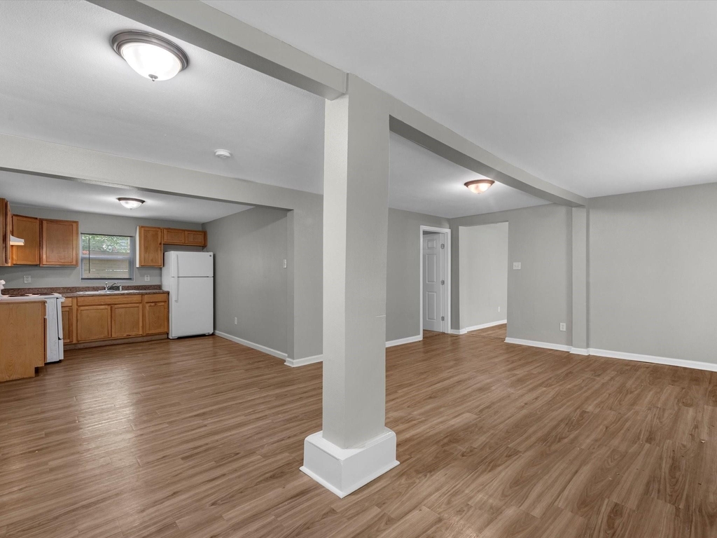 1811 39th Street - Photo 9