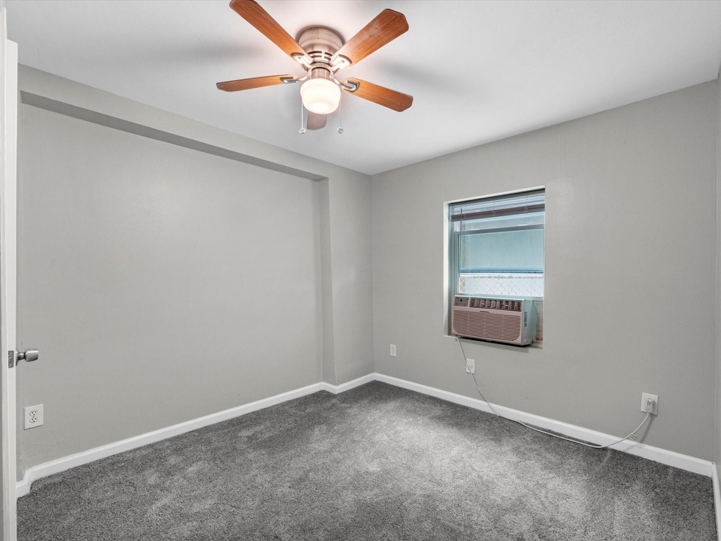 1811 39th Street - Photo 11