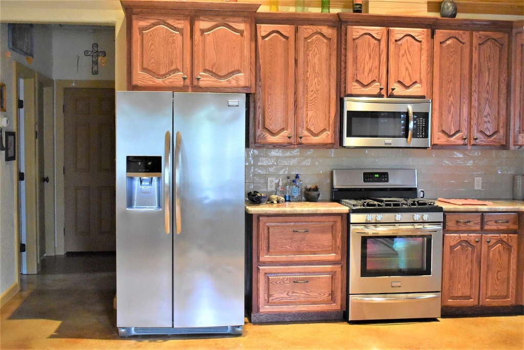 412 Pecan Street - Photo 10