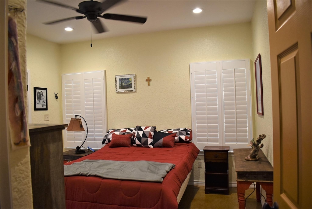 412 Pecan Street - Photo 26