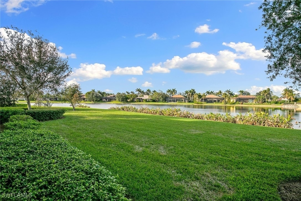 8081 Players Cove Drive - Photo 28