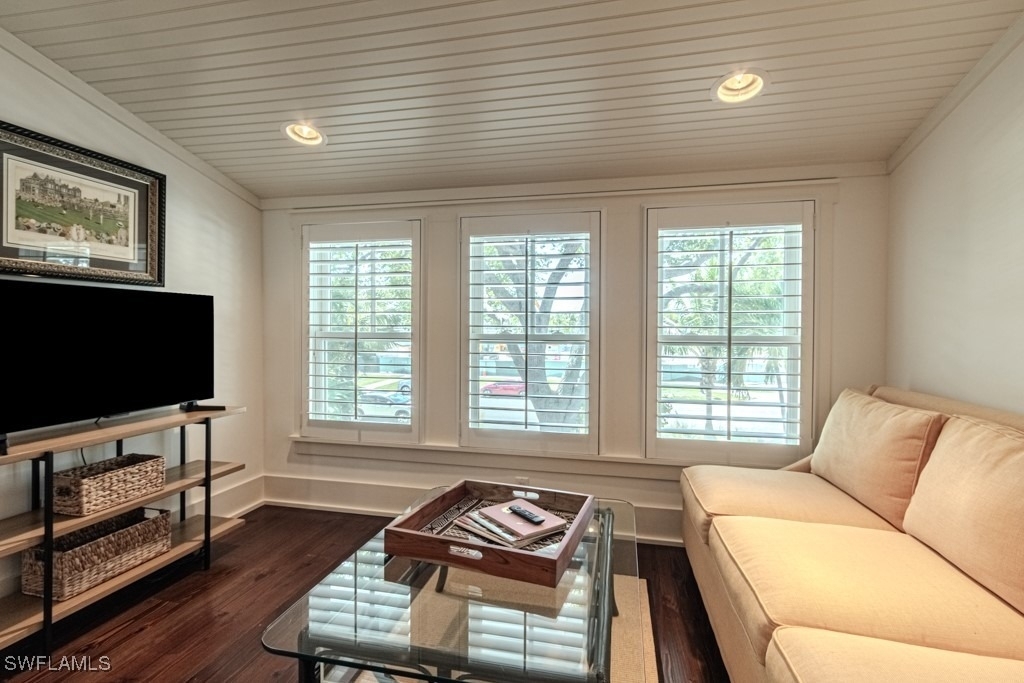 245 Broad Avenue S - Photo 34