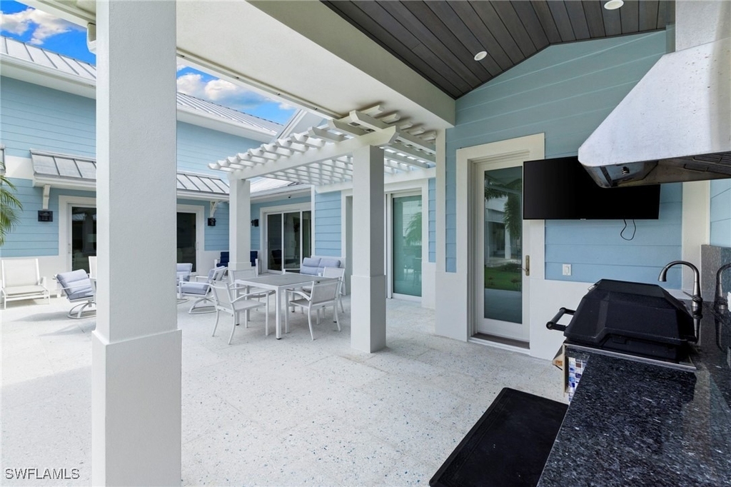 2961 Sanborn Avenue - Photo 31
