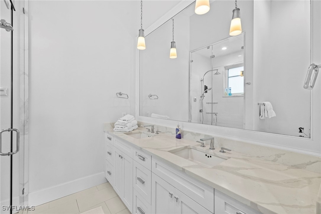 2961 Sanborn Avenue - Photo 44