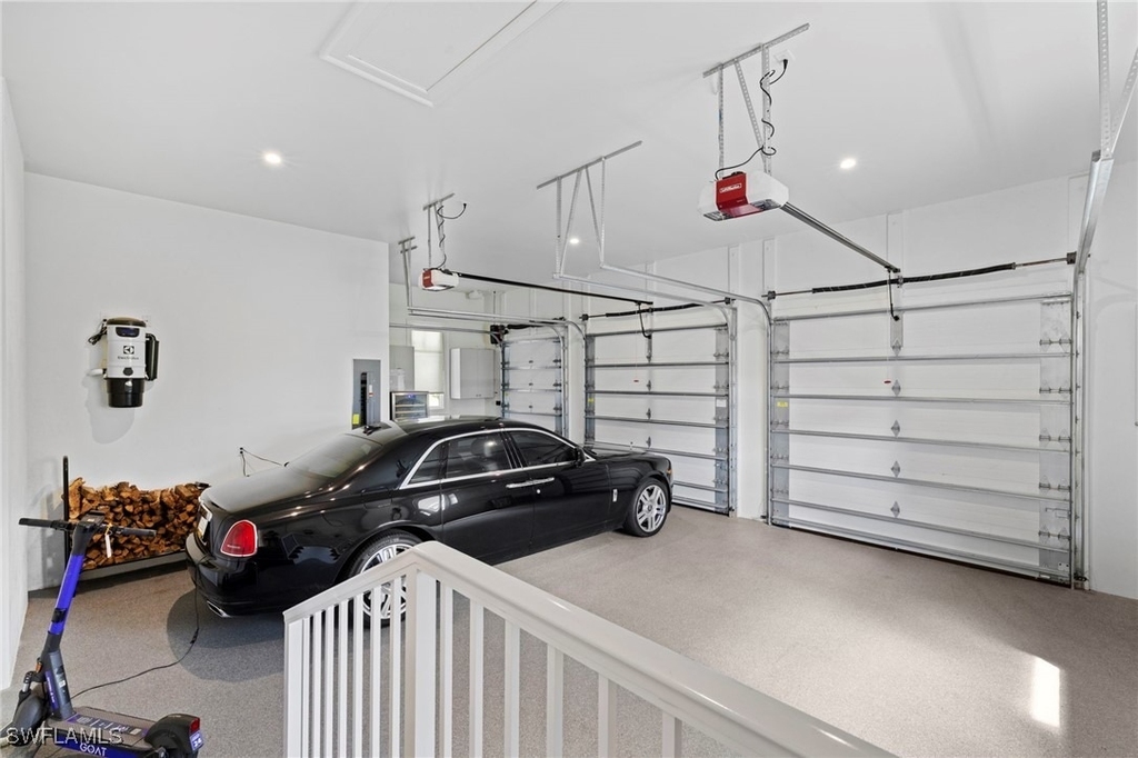2961 Sanborn Avenue - Photo 45