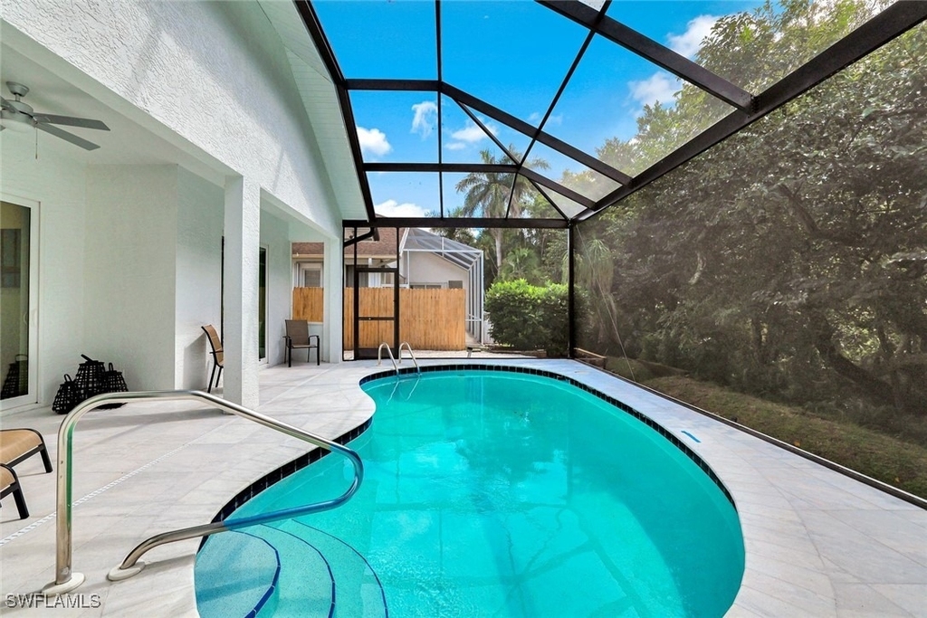 2515 Royal Palm Court - Photo 23