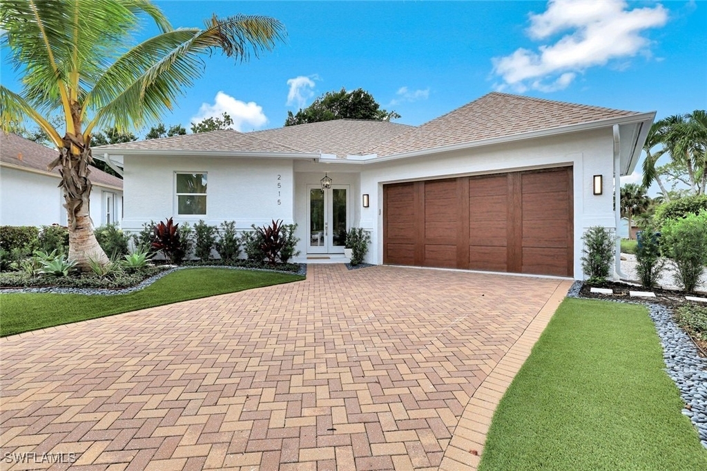 2515 Royal Palm Court - Photo 0