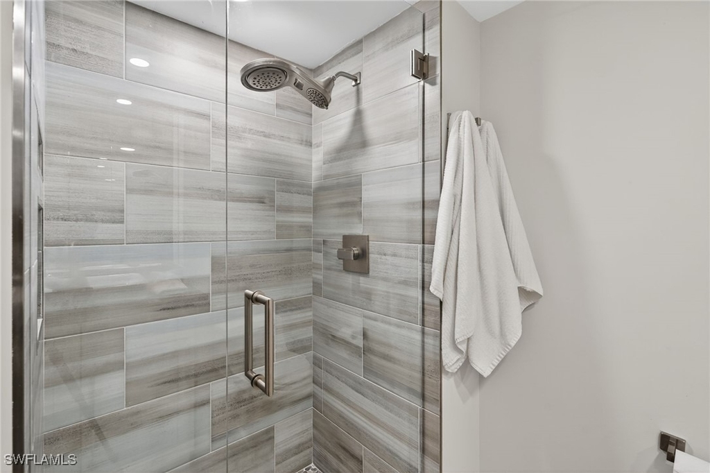 1215 Edington Place - Photo 14