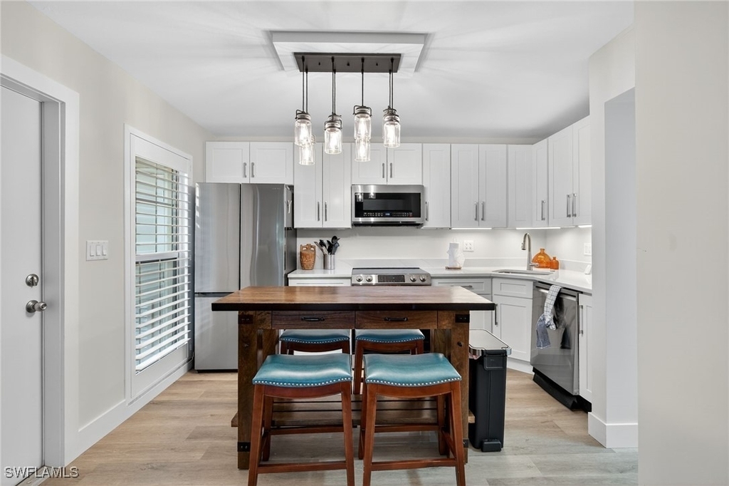 1215 Edington Place - Photo 20