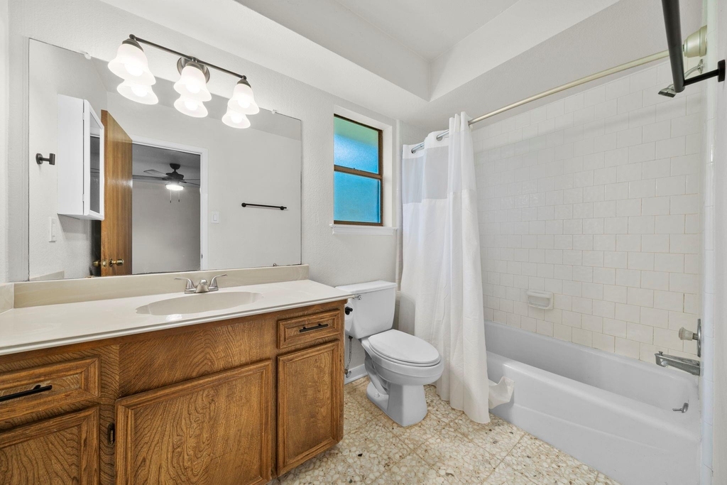 17406 Bobcat Trail - Photo 18