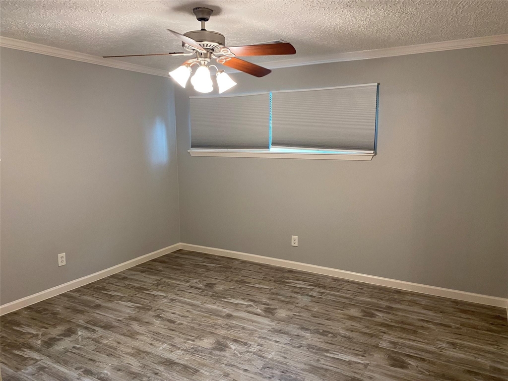 9614 Greenwillow Street - Photo 9