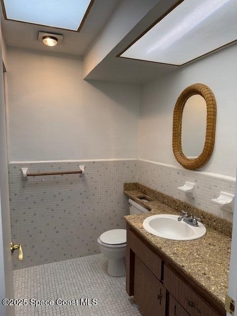 2511 Country Club Drive - Photo 9