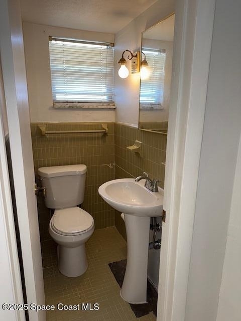 2511 Country Club Drive - Photo 6